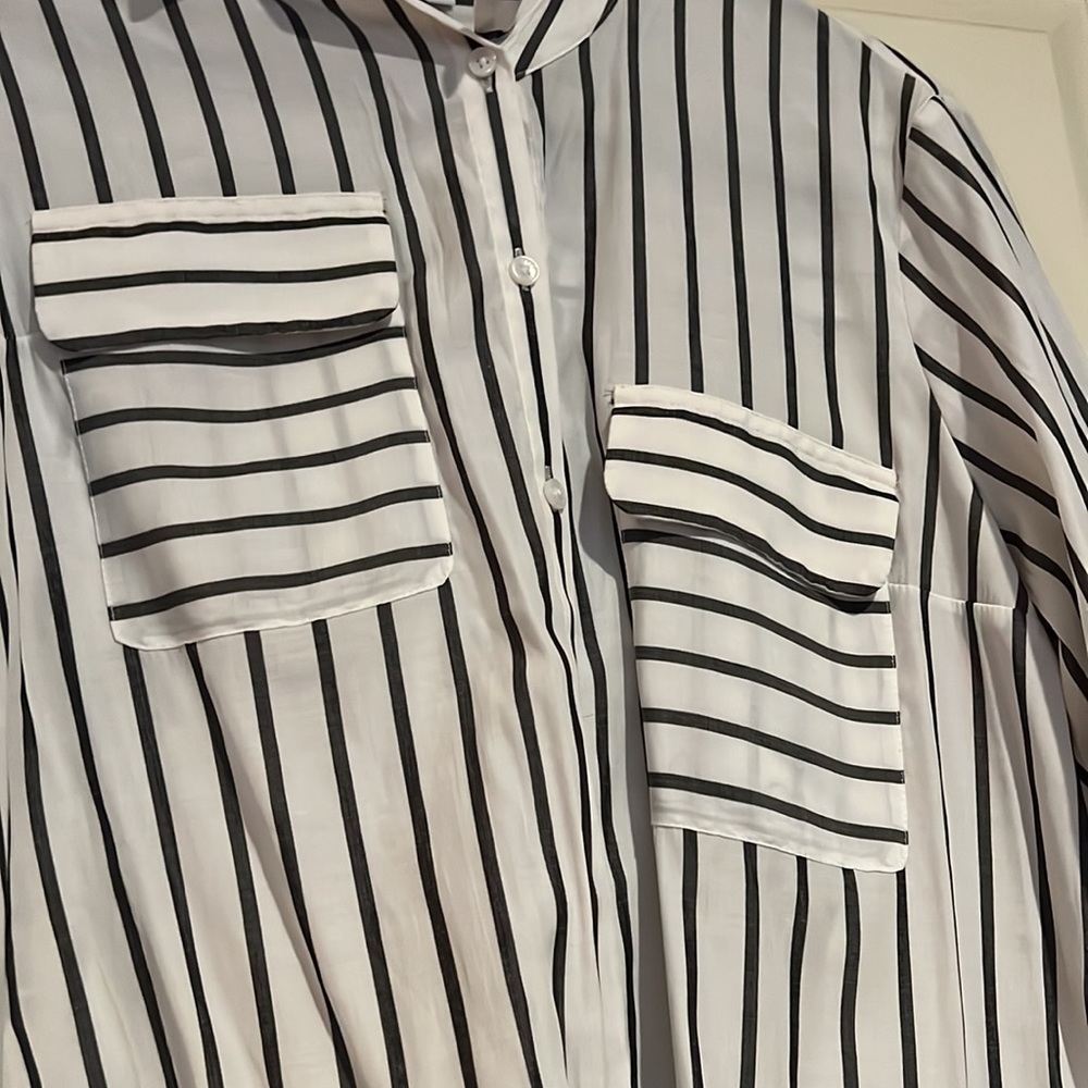Express Striped Button-Down - Picture 3 of 4